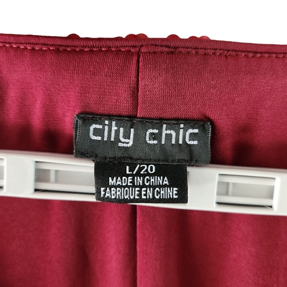 City Chic Burgundy Sequin Short Sleeve V Neck Pullover Party Shift Mini Dress - Picture 6 of 8